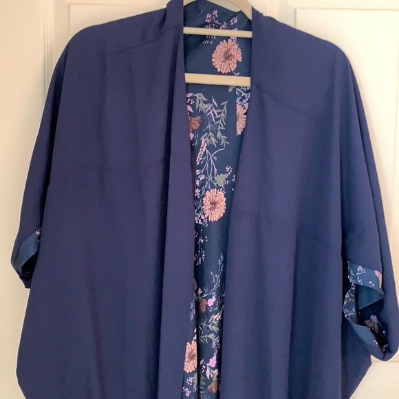 New Reversible Dressy Tunic - Picture 3 of 3